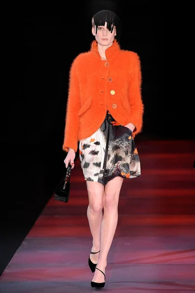 Look 27